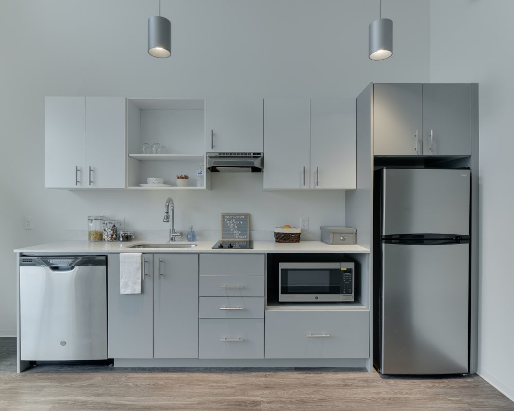 Apartments in Downtown Salem, OR w/ Community Courtyard