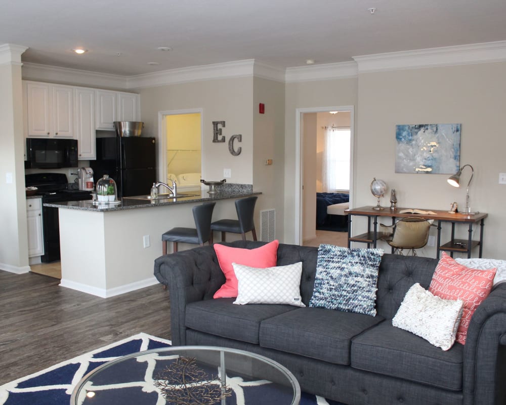 Living room in a home at Easton Commons Apartments & Townhomes in Columbus, Ohio