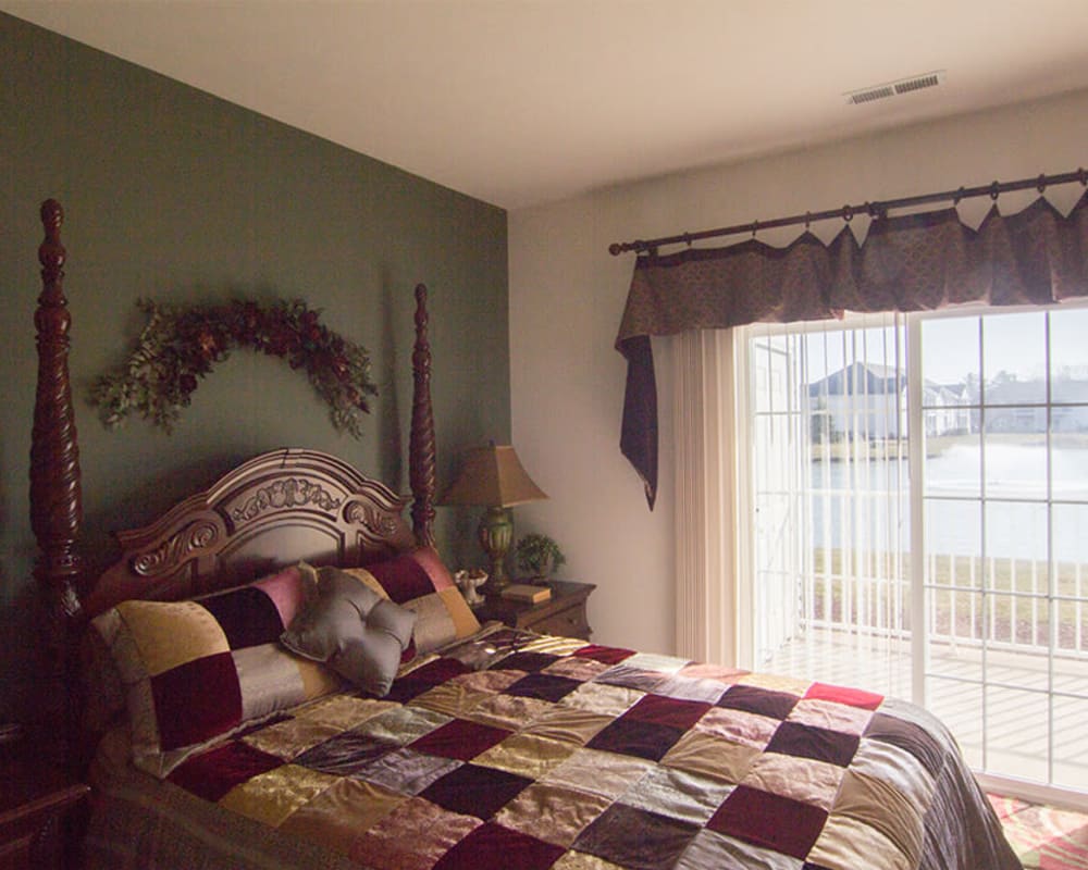 Bedroom at Lake Pointe Apartment Homes in Portage, Indiana
