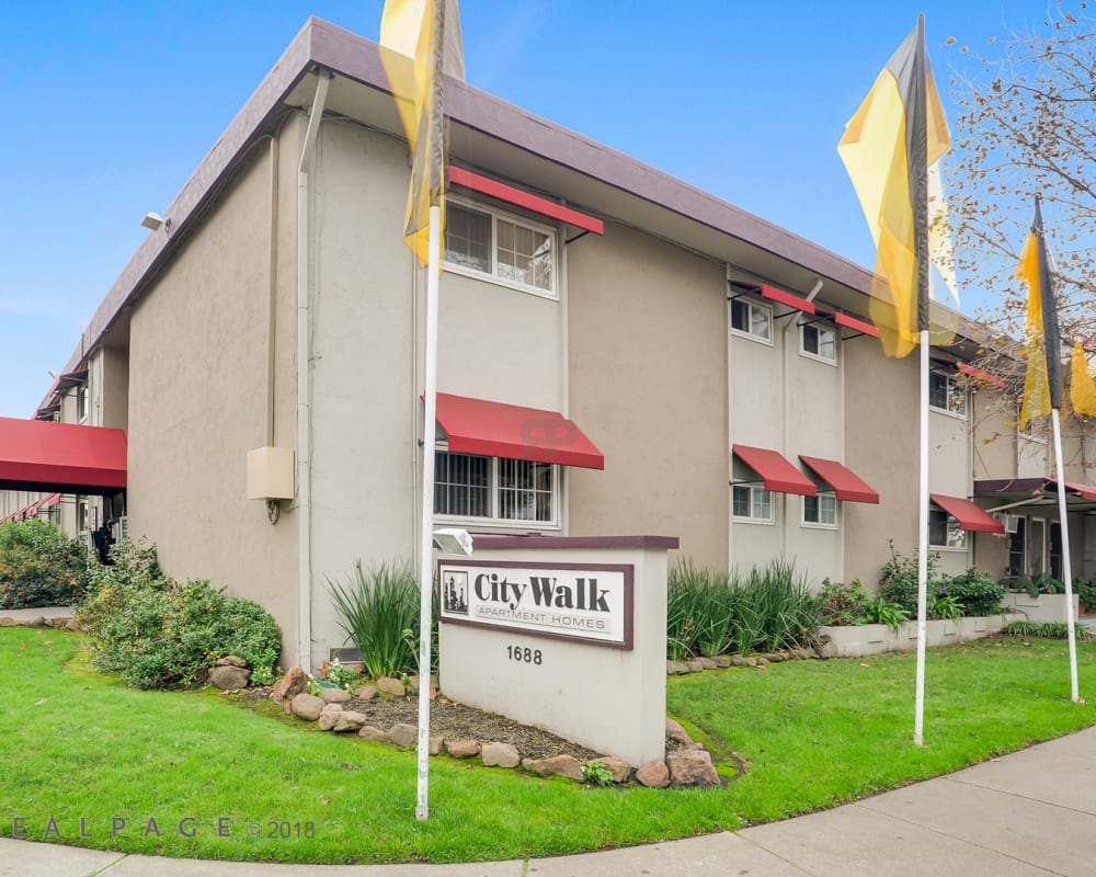 Exterior of City Walk Apartments in Concord, California