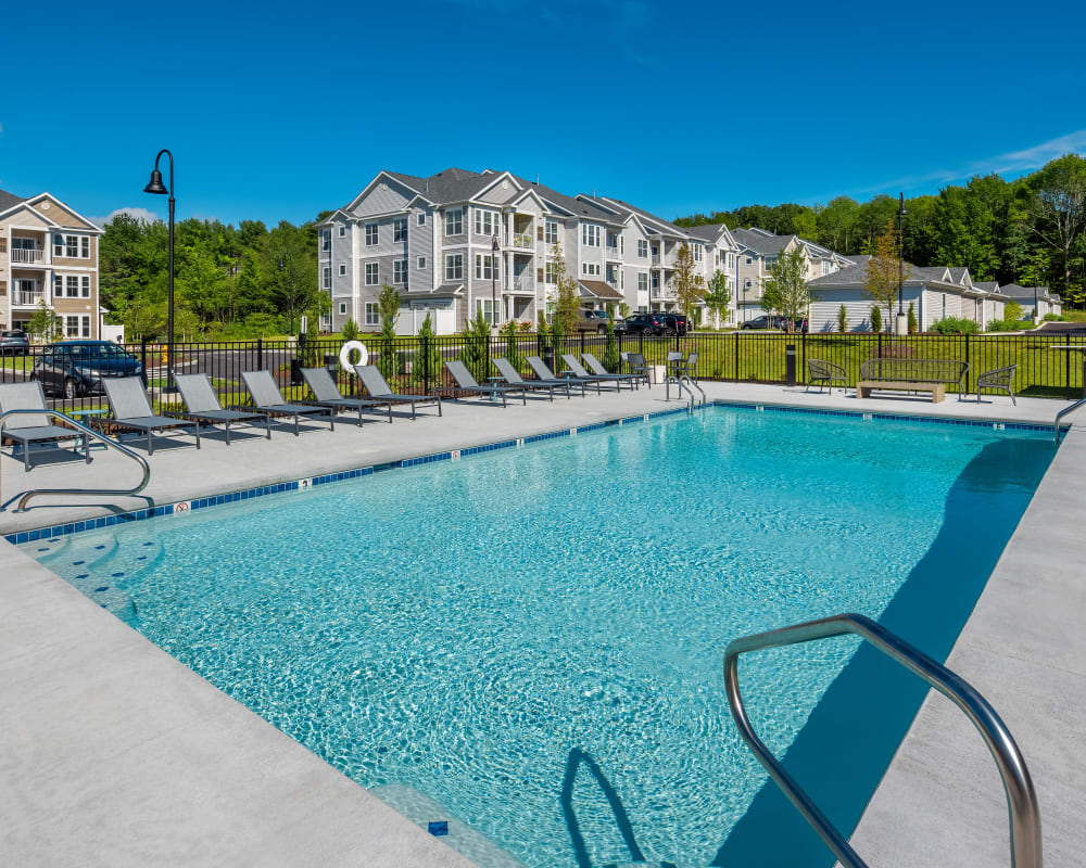 Swimming pool at The Residences at Crosstree | Apartments in Freeport, Maine