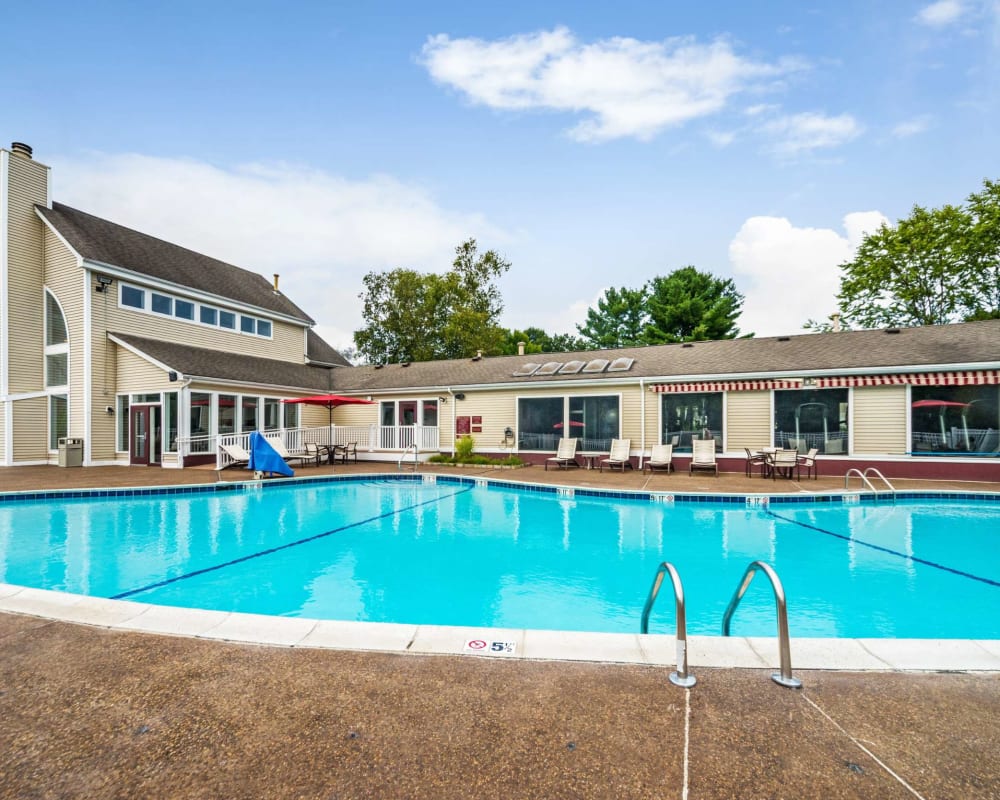 Resort style swimming pool at Bay Ridge at Nashua Apartments in Nashua, New Hampshire