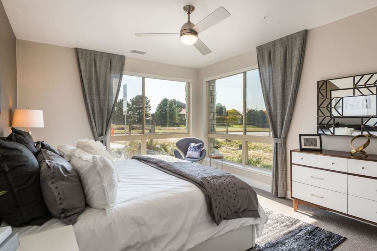 Solana Lucent Station offers a Luxury Bedroom in Highlands Ranch, Colorado