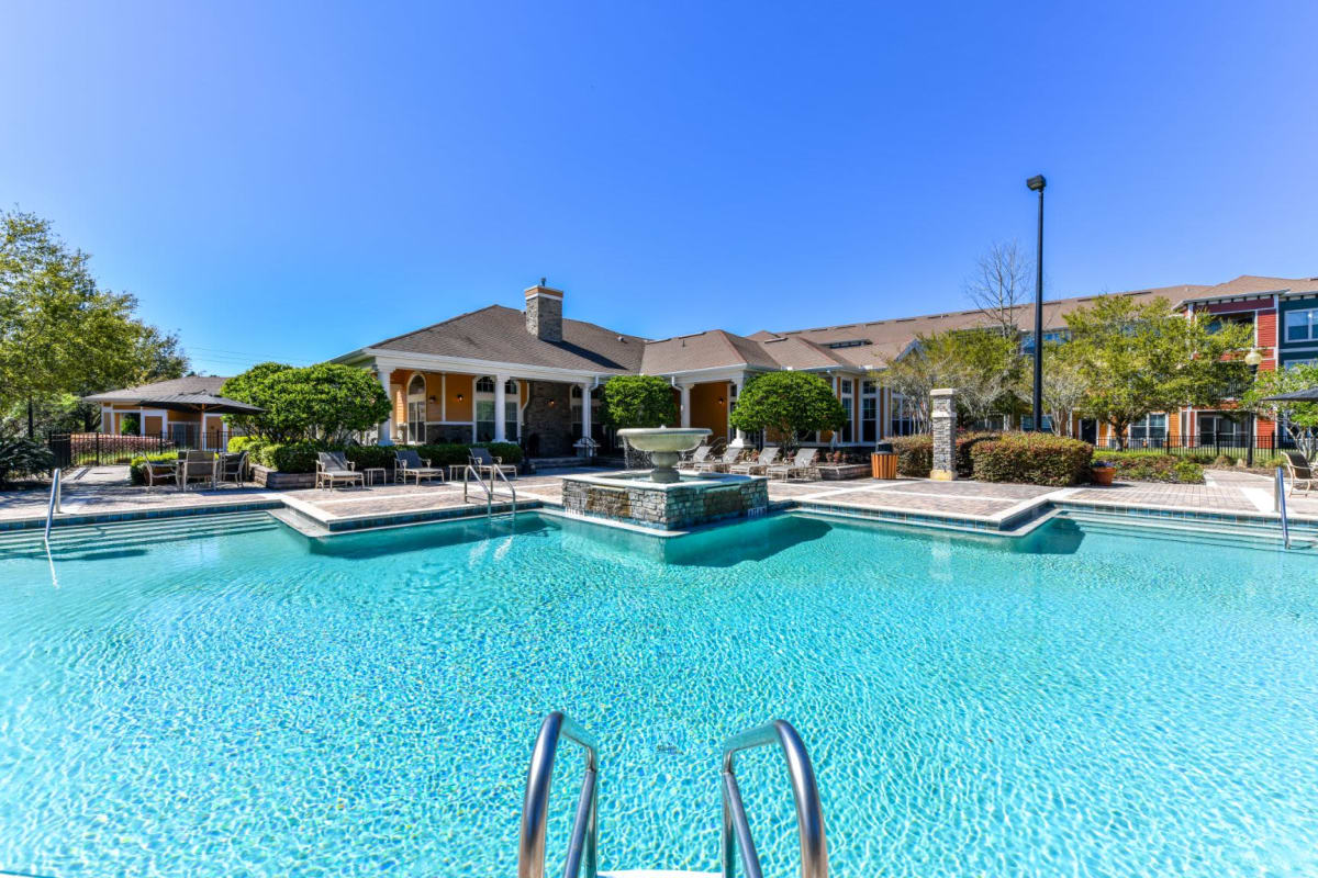 Photos of Courtney Isles Apartments in Yulee, FL