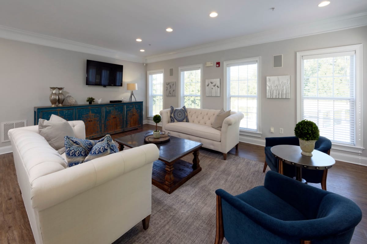 Relax at the clubhouse at Worthington Apartments & Townhomes in Charlotte, North Carolina