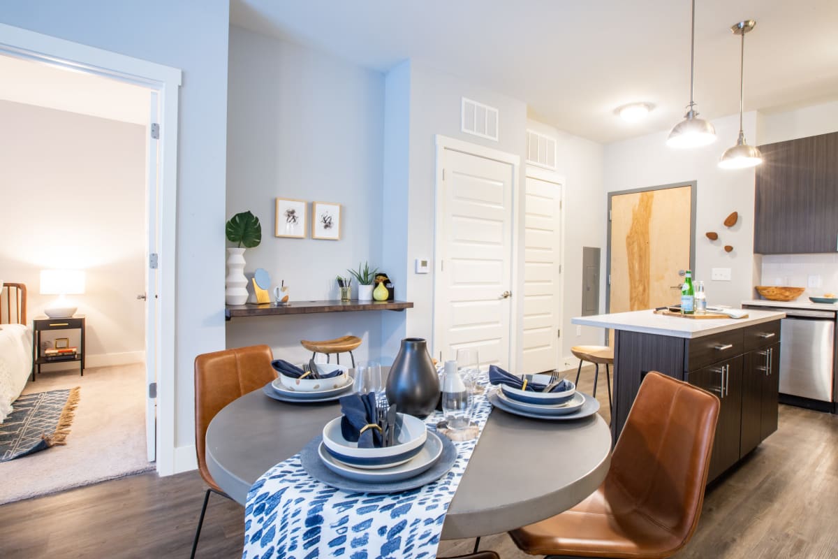 Dining area at 511 Meeting in Charleston, South Carolina