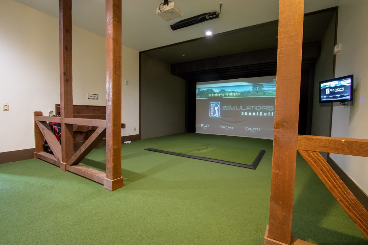 Golf simulator at The Waverly in Newark, Delaware