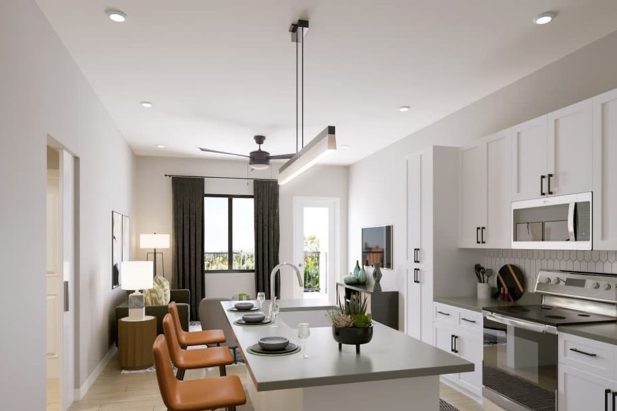 Dining area at The Crossing at Palm Aire Apartment Homes