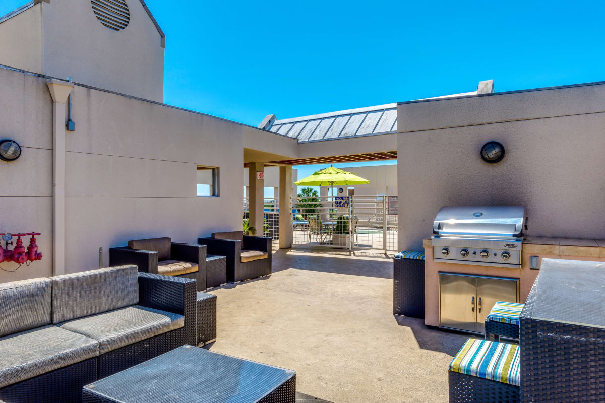 Outdoor seating area at The Joshua Apartments in Los Angeles, California
