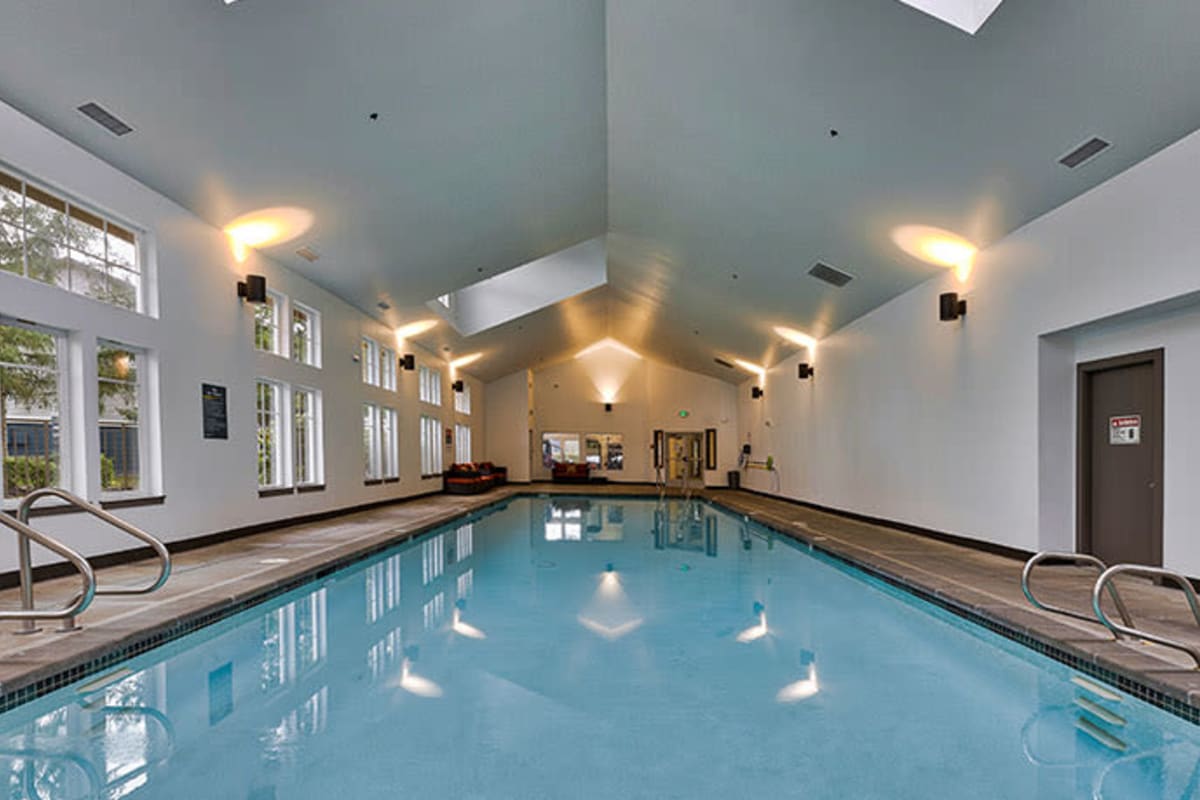 Resort-style pool at The Retreat at Bothell in Bothell, Washington