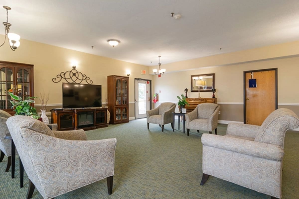 Common area at Trustwell Living at Clyde Gardens Place in Clyde, Ohio