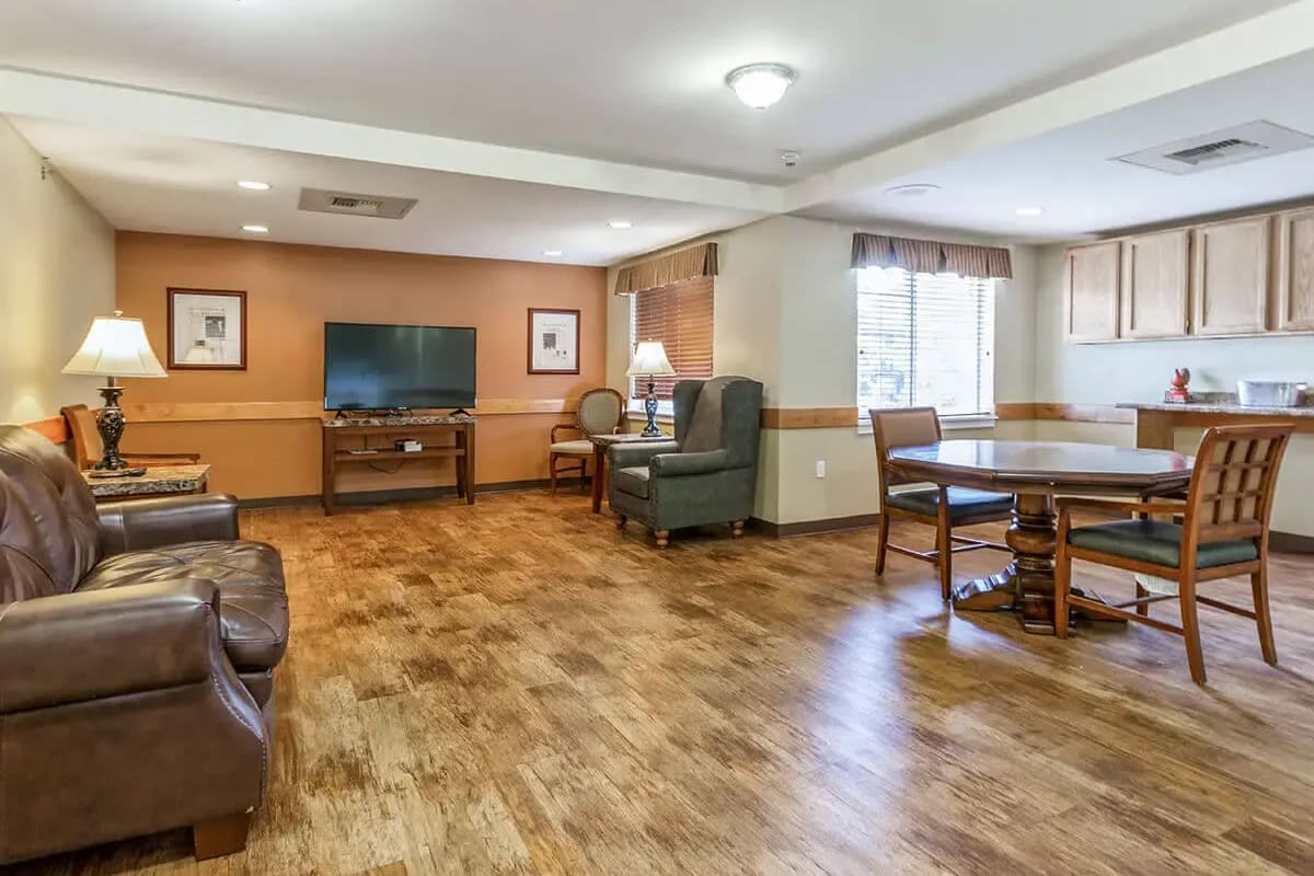 Resident lounge and cafe area at Trustwell Living at Rock Run Place in Joliet, Illinois