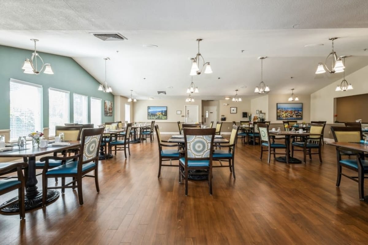 Dining area at Trustwell Living at Evergreen Place in Vancouver, Washington