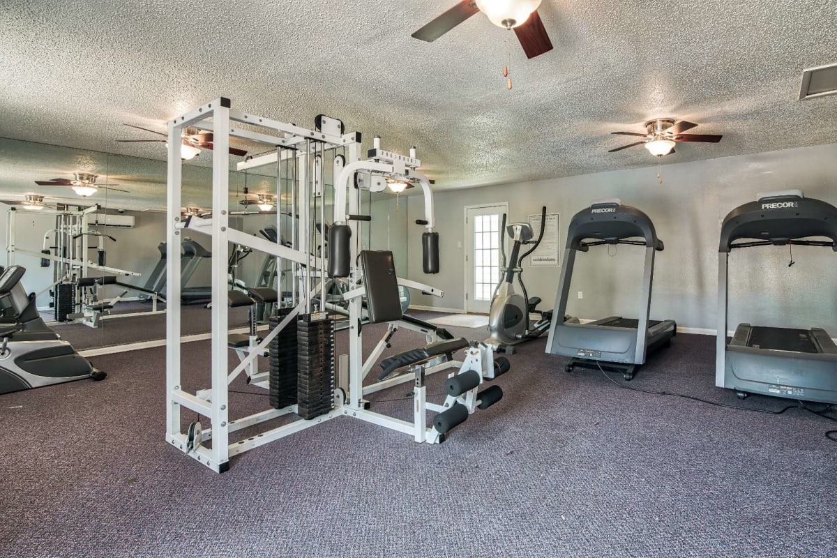 Fitness center at Cobblestone at Essen in Baton Rouge, Louisiana