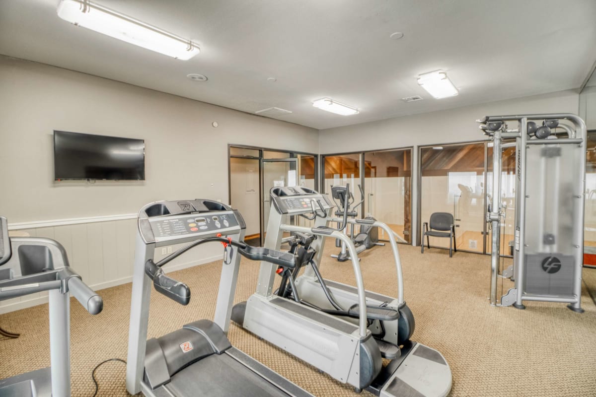 Fitness center at Cypress Pointe in Louisville, Kentucky
