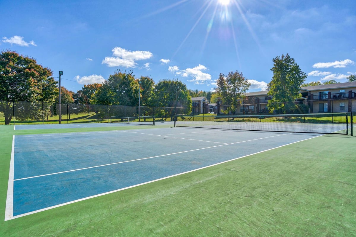 On-site tennis courts at Ashford Place in Clarksville, Tennessee