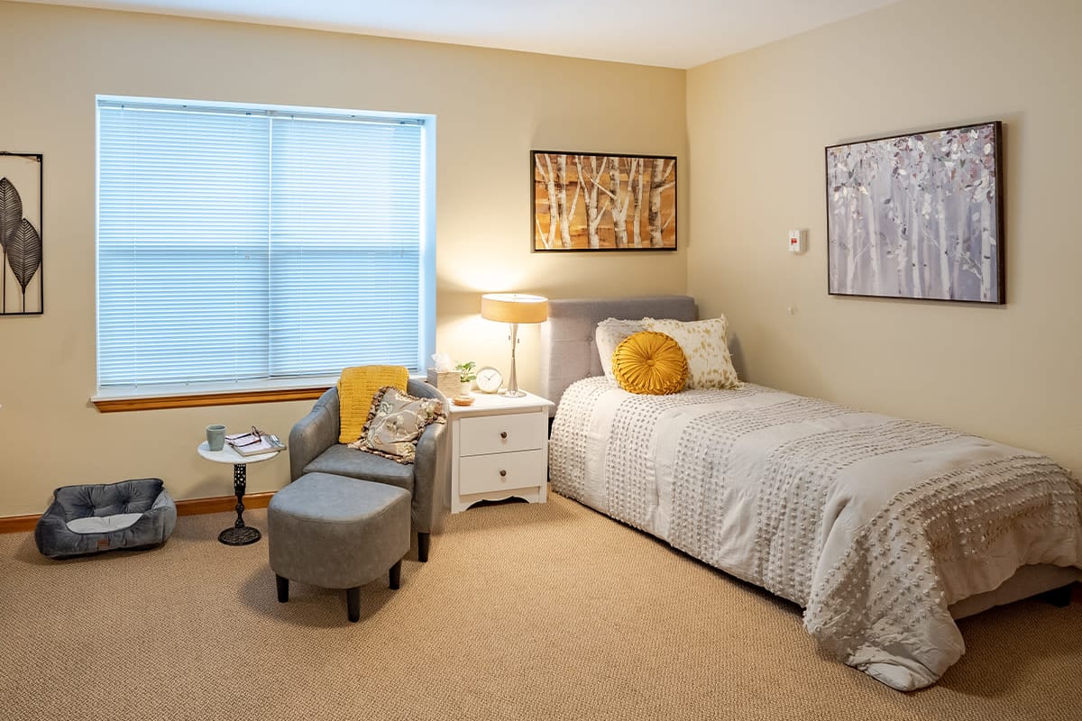 Bedroom at Trustwell Living at Parkhurst Place in Hood River, Oregon