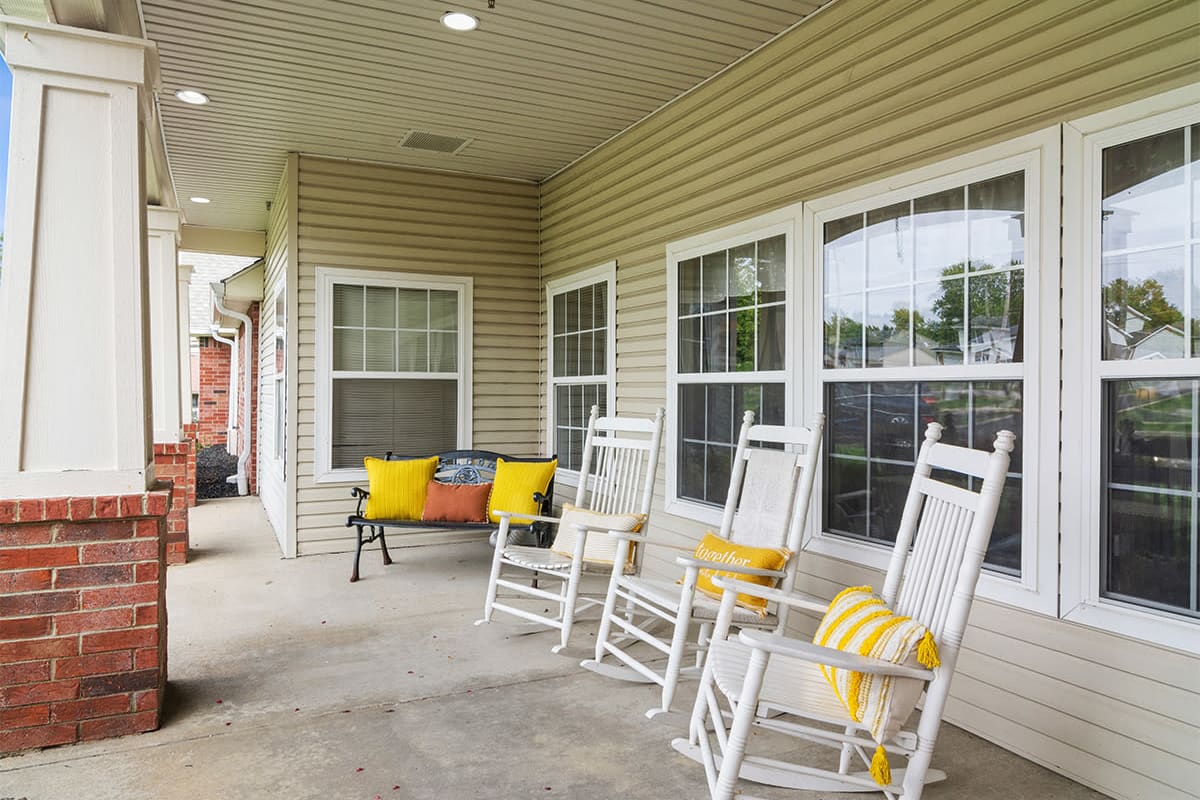 Front porch at Trustwell Living at Mansfield Place in Mansfield, Ohio
