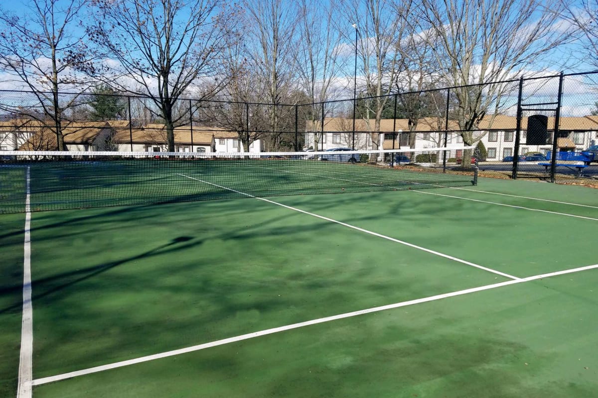 On-site tennis courts at Tall Trees in Scranton, Pennsylvania
