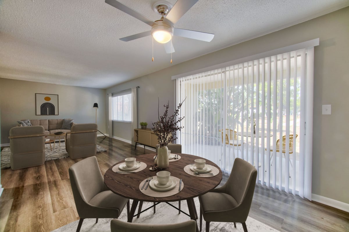 Resident dinning area with a ceiling fan at Buena Vista in Seminole, Florida