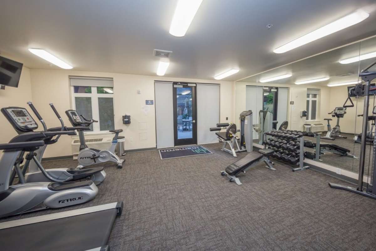 The Cameron offers a wide variety of amenities in Portland, Oregon