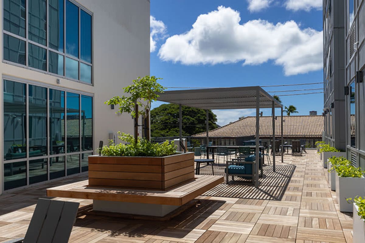 Photos of Rise Manoa Student Apartments in Honolulu, HI