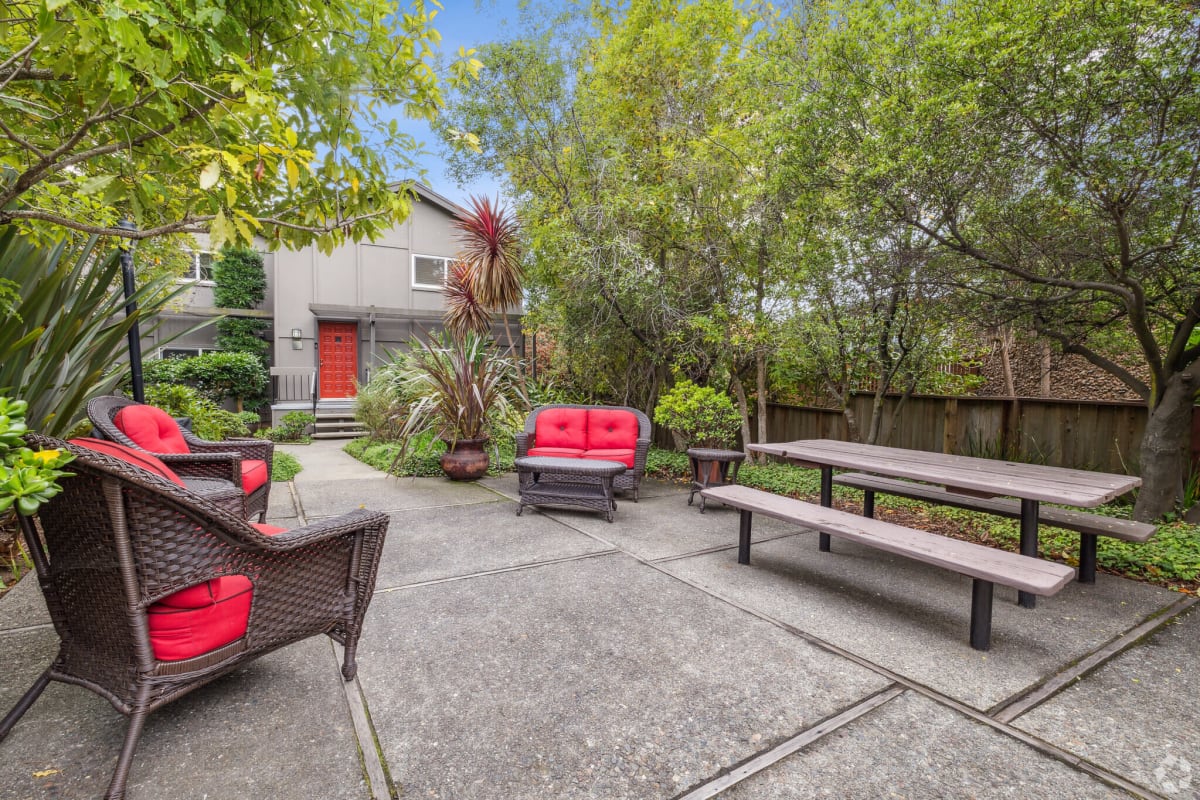 Lyford Apartments offers a wide variety of amenities in Tiburon, California