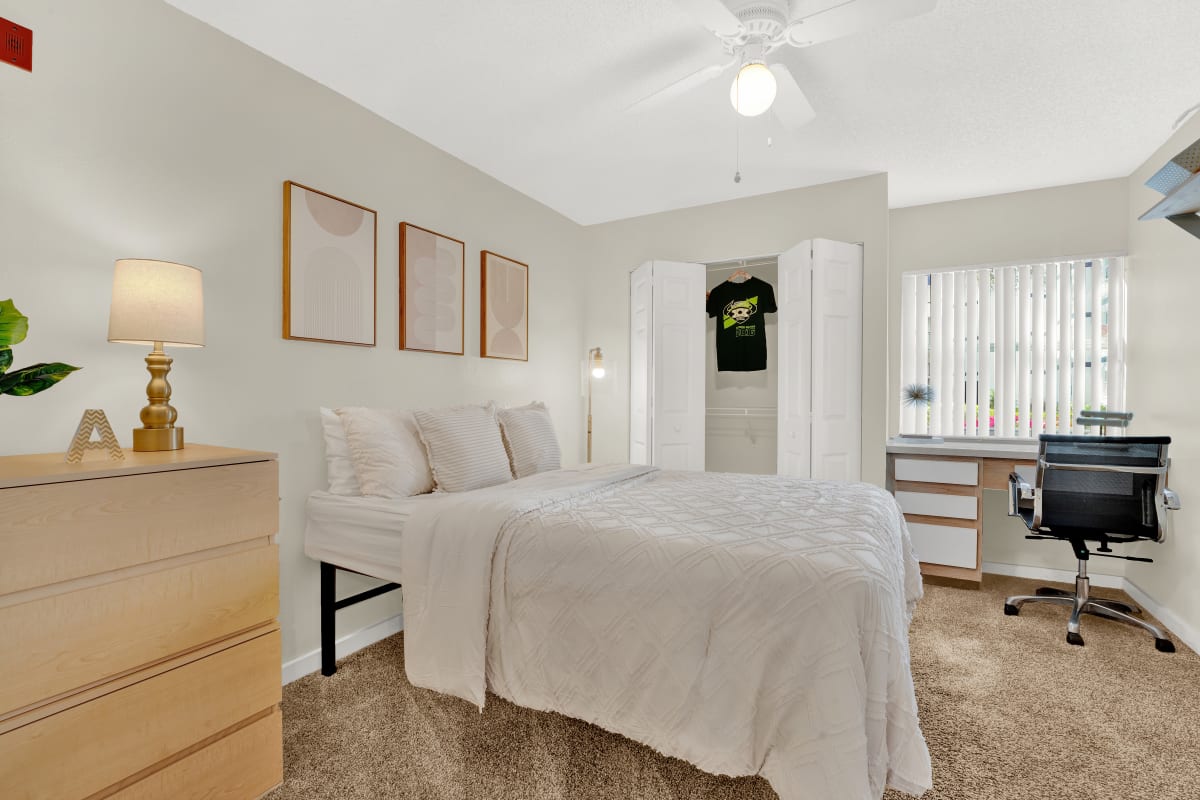 On50 offers a Modern Bedroom in Tampa, Florida