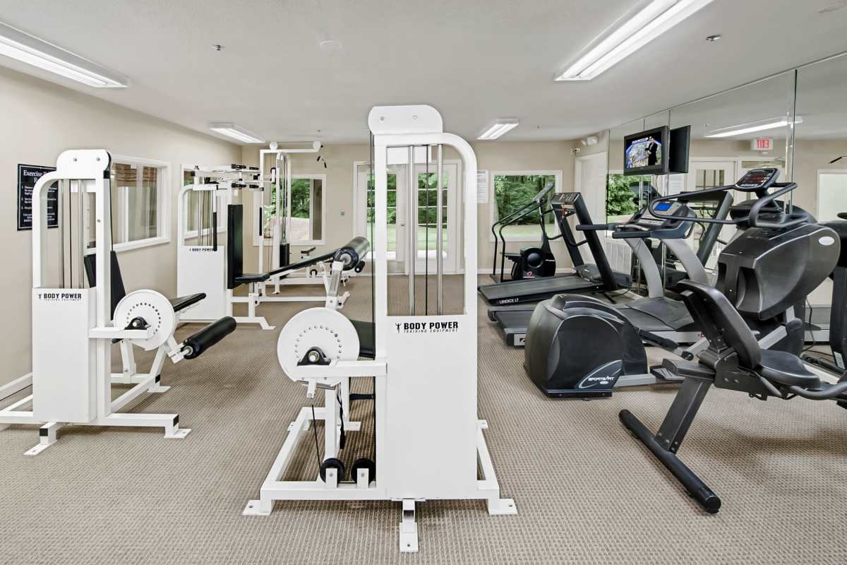 Well equipped fitness center at Brook Valley Apartment Homes, Douglasville, Georgia