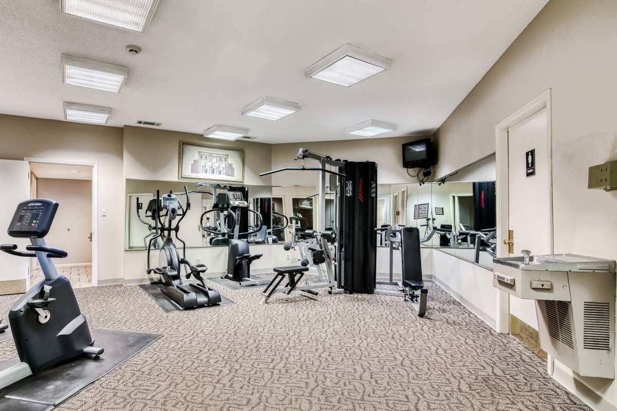Fitness center with a lot of equipment at Sycamore Lake in Memphis, Tennessee