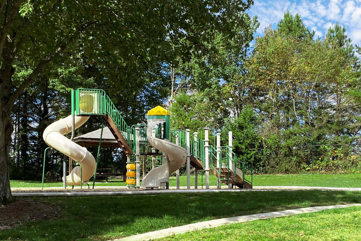 On-site playground at Lakes at Lincoln in Greensboro, North Carolina