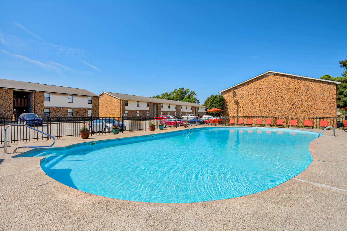Poolside view with lots of seating at Paddock Place and The Oaks in Clarksville, Tennessee