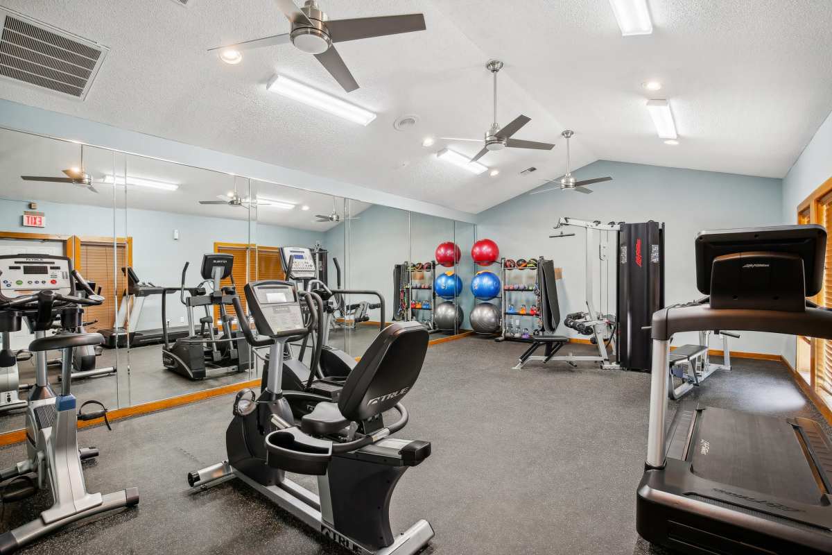 Fitness center at Aspen Lodge in Overland Park, Kansas