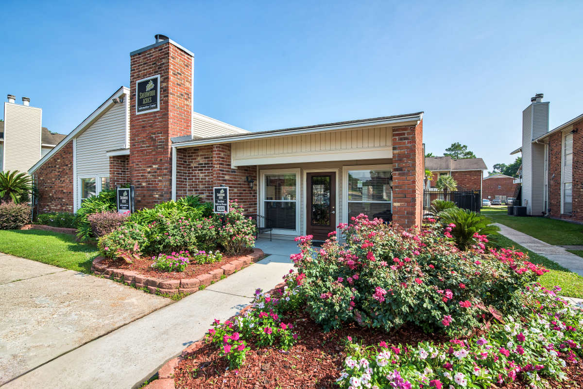 Welcoming information center at Sherwood Acres in Baton Rouge, Louisiana