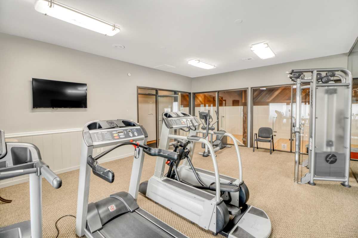 Fitness center at Cypress Pointe in Louisville, Kentucky