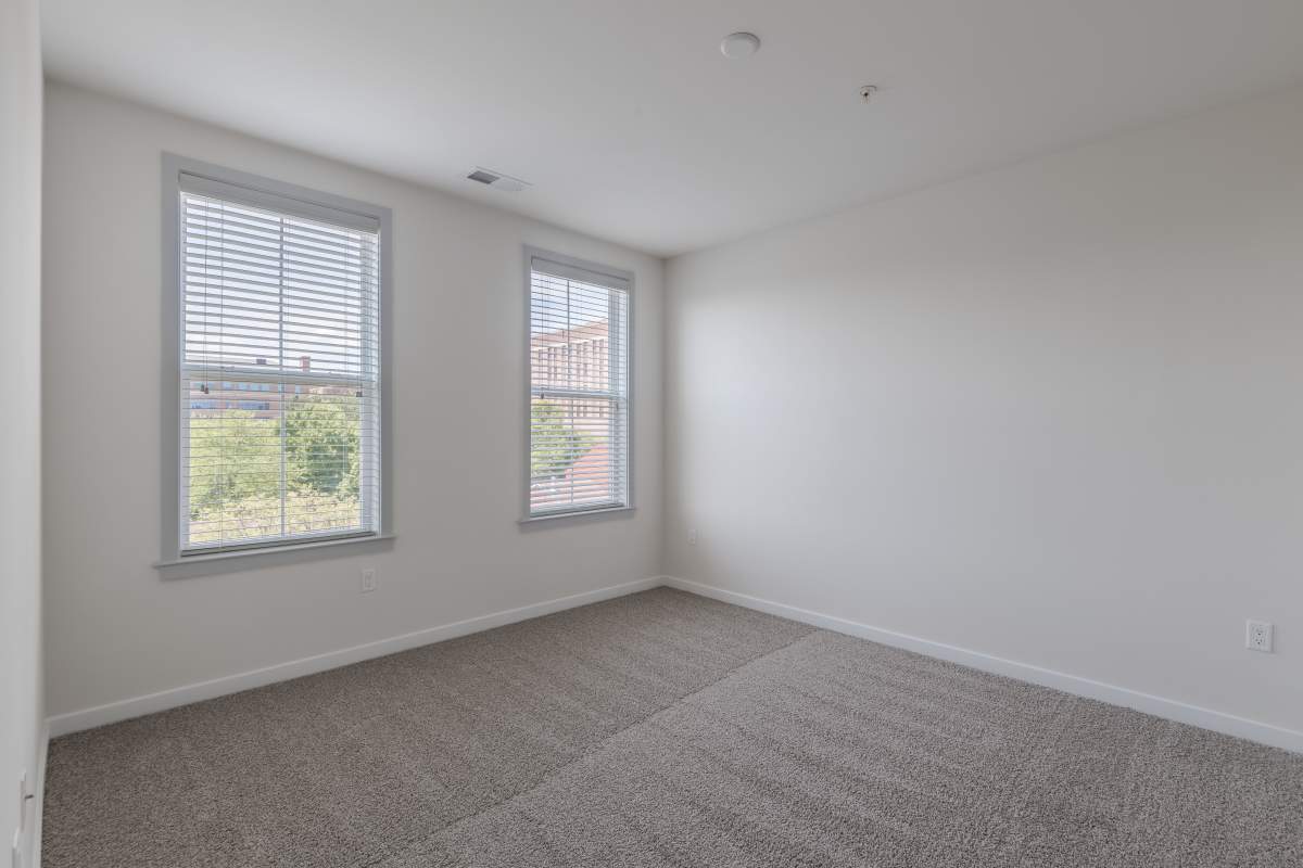 Spacious room at The Tala at Washington Hill in Baltimore, Maryland