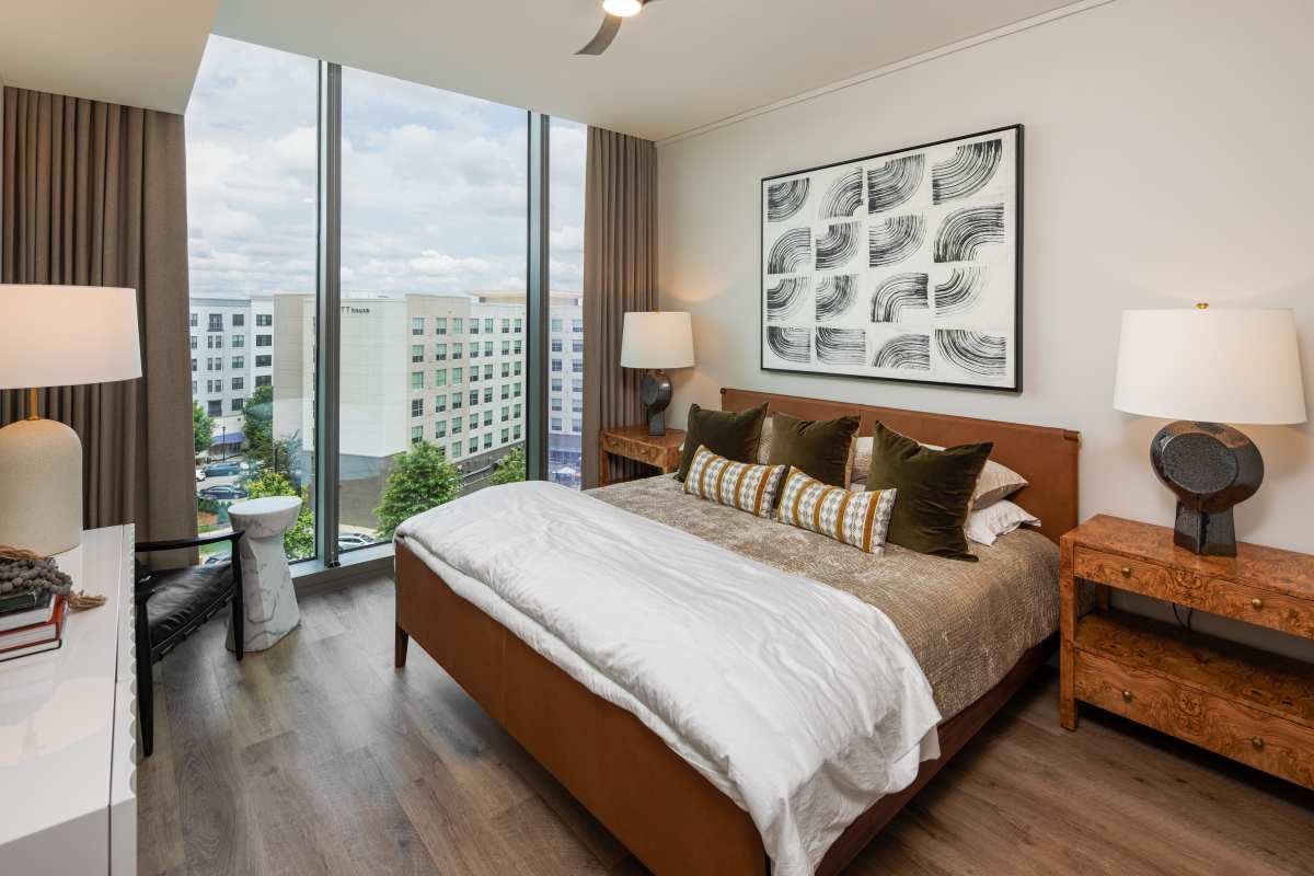 Tall ceilings in a bedroom at The Eastern in Raleigh, North Carolina