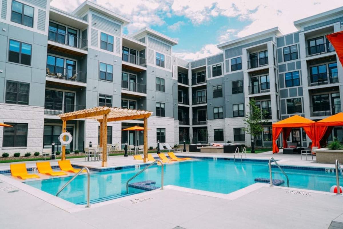 Large pool with poolside seating at Mayfair Reserve in Wauwatosa, Wisconsin
