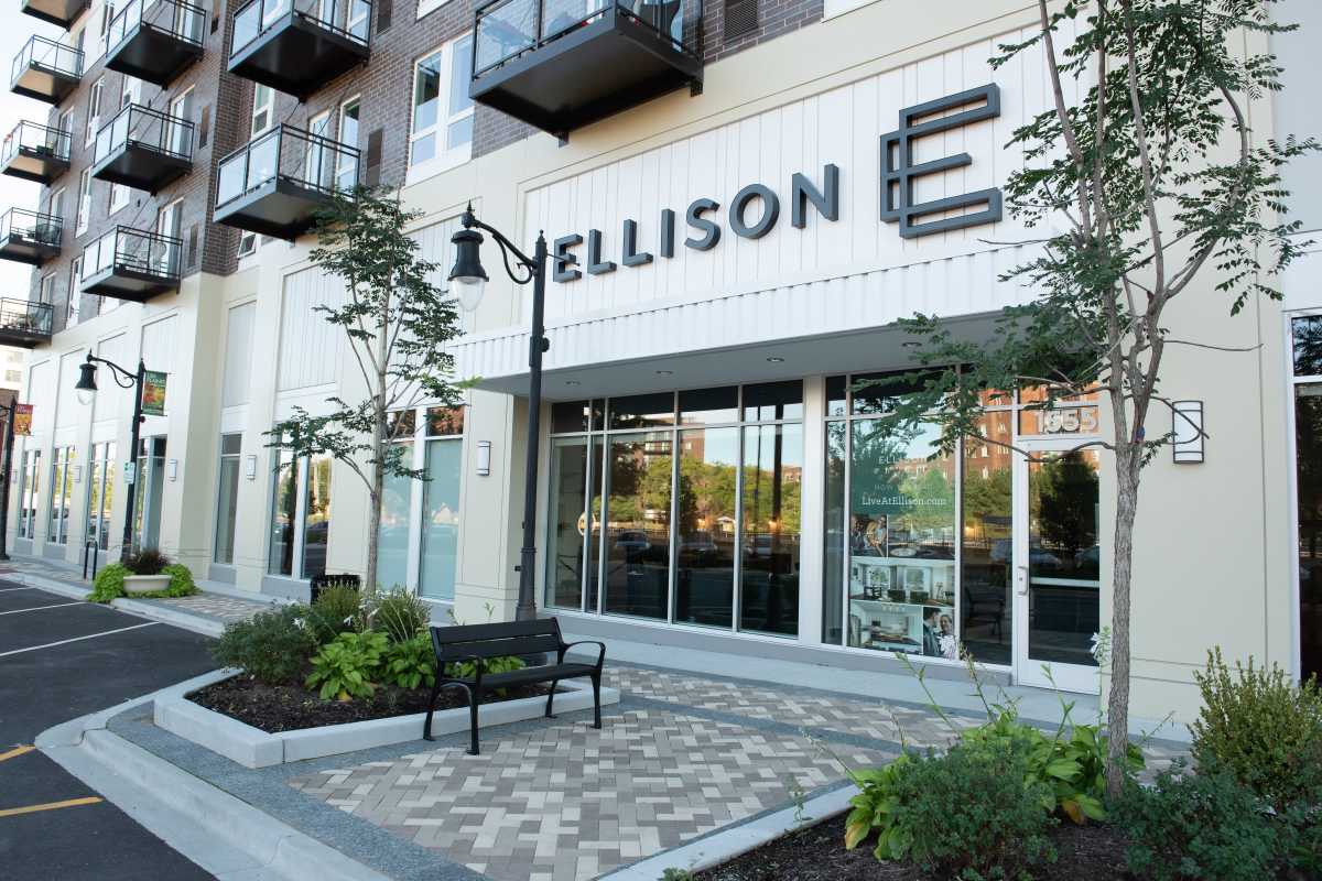 Luxury living at Ellison in Des Plaines, IL