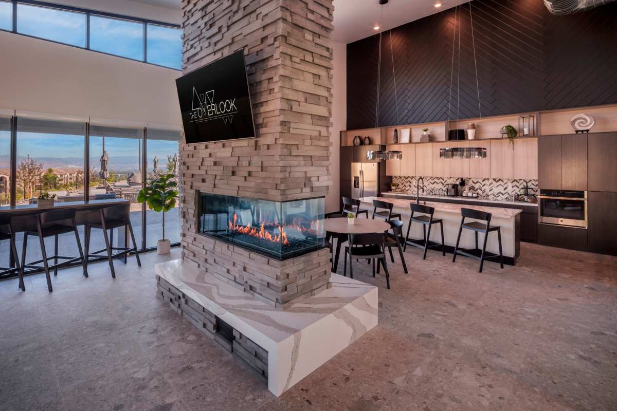 Indoor lounge at The Overlook at Keystone Canyon in Reno, Nevada