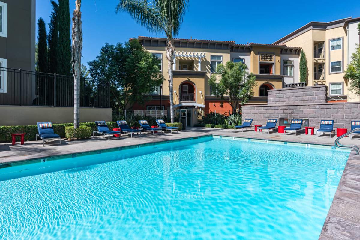 Sparkling large swimming pool at The Boulevard Apartment Homes in Woodland Hills, California