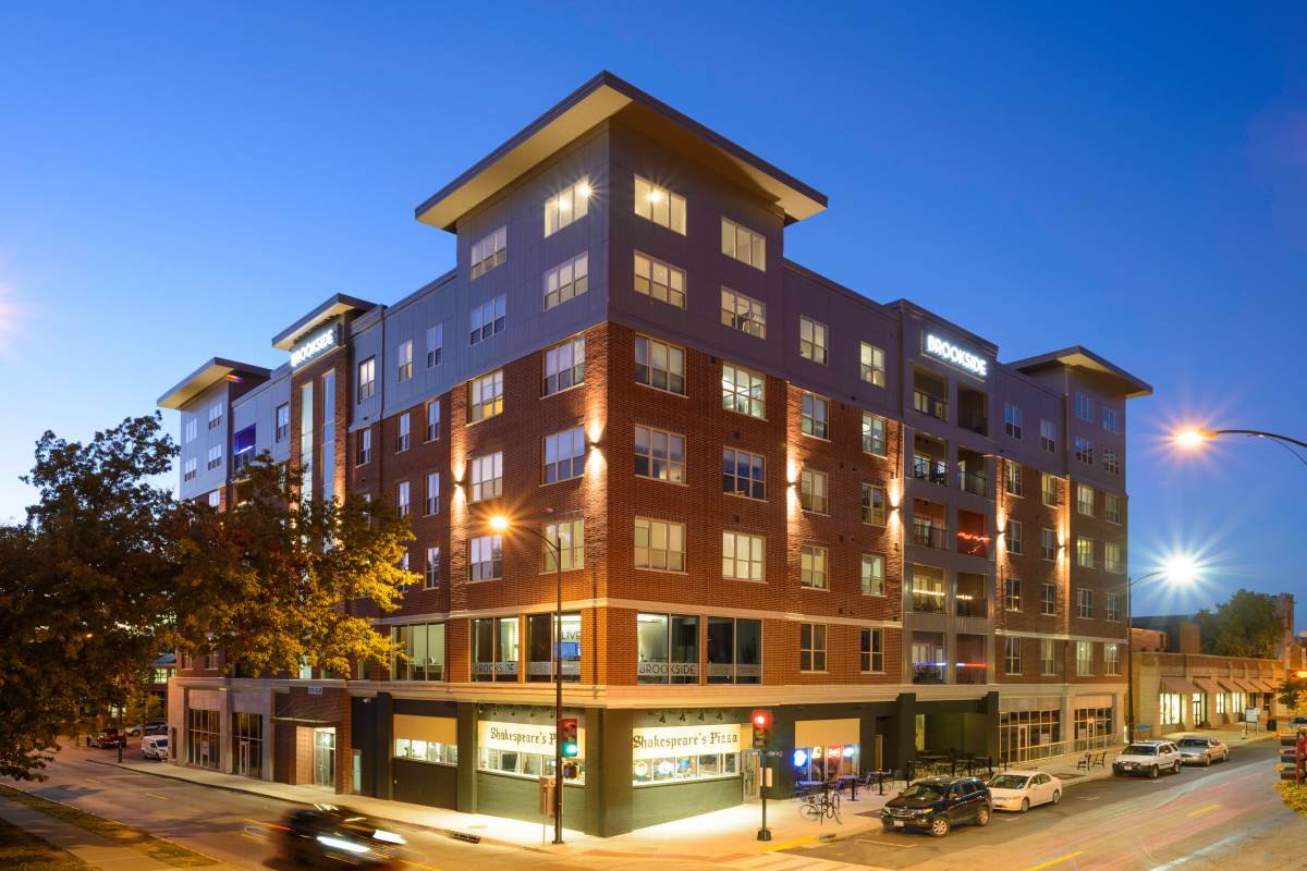 Charming community at Brookside Downtown in Columbia, Missouri, 