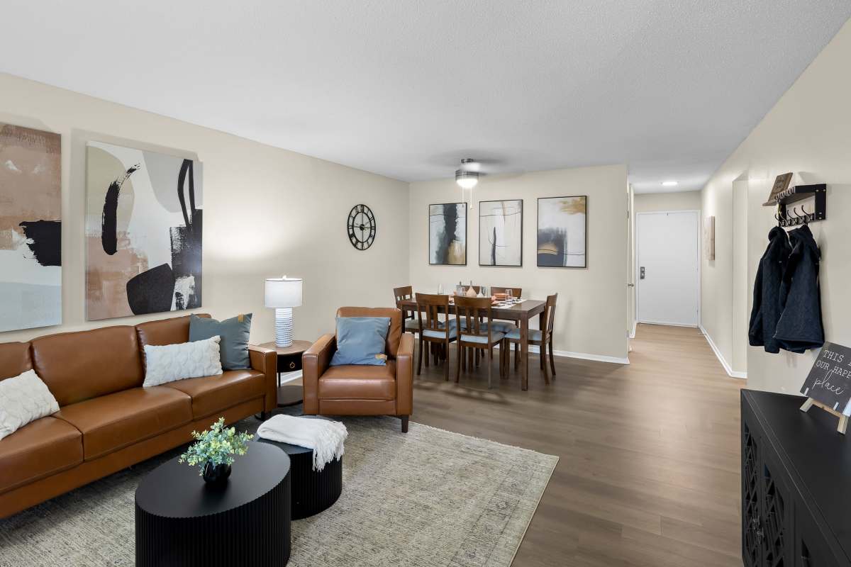 Large model living area at Legacy on Lynnfield in Memphis, Tennessee