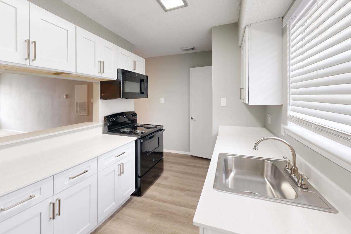 Modern kitchen at Hunters Glen in Killeen, Texas