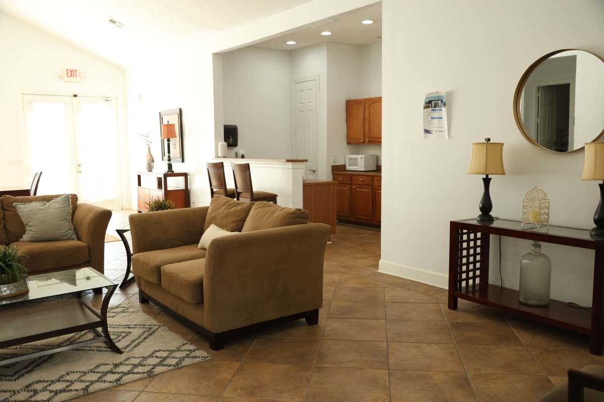 Living area at Azalea Park III in Meridian, Mississippi