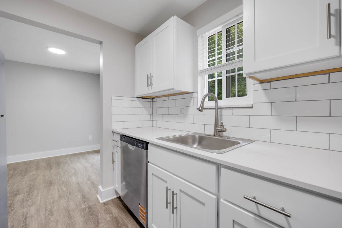 Granite countertops and stainless steel appliances at Valley Brook Townhomes in Rochester, New York