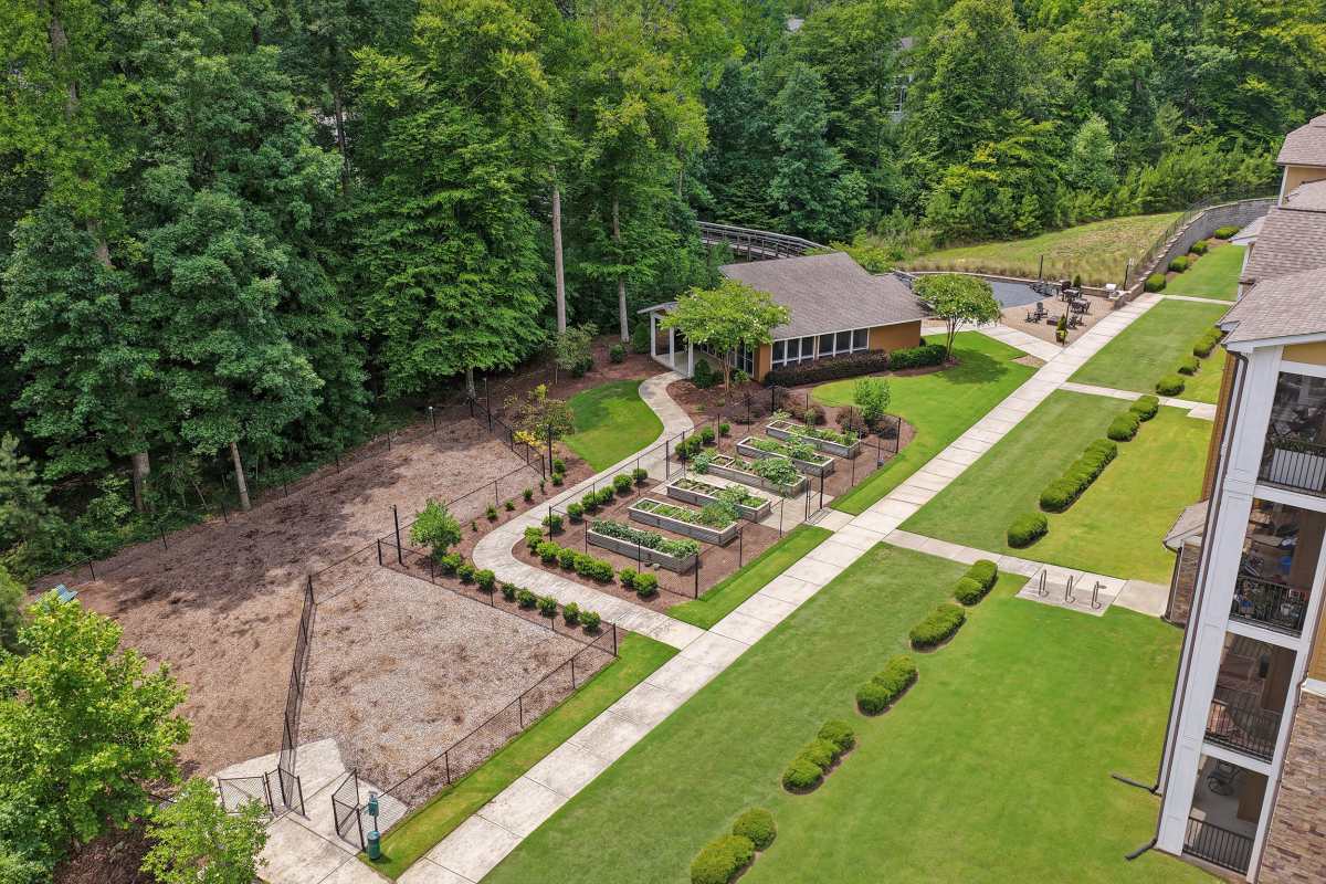 Resident Garden and Dog Park