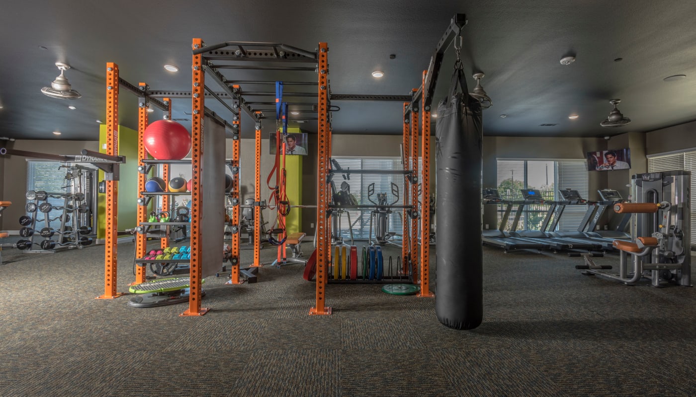 Enjoy Apartments with a Gym at The Abbey at Dominion Crossing in San Antonio, Texas
