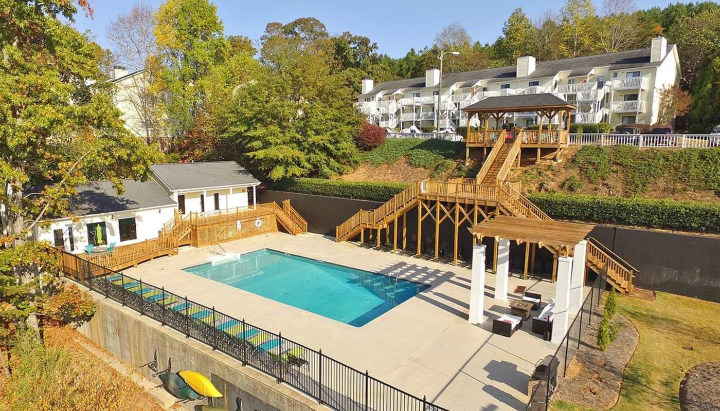 Pool at Edgewater on Lanier in Gainesville, Georgia