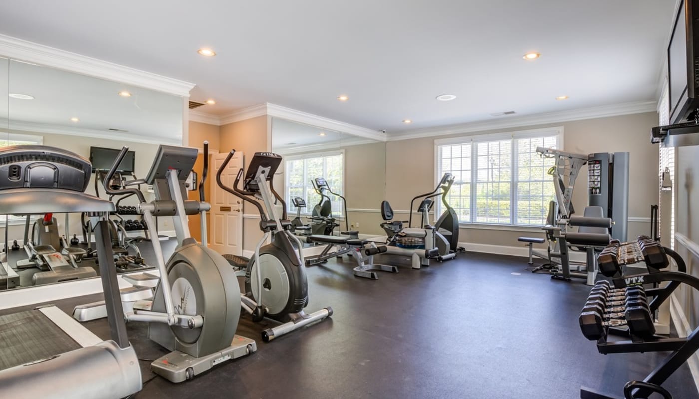 Fitness center at Estates at Perimeter in Augusta, Georgia